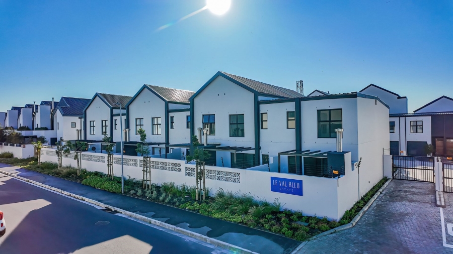To Let 3 Bedroom Property for Rent in Sandown Western Cape